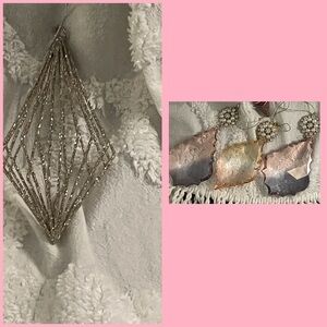 Elegant Valentine’s Day Ornaments